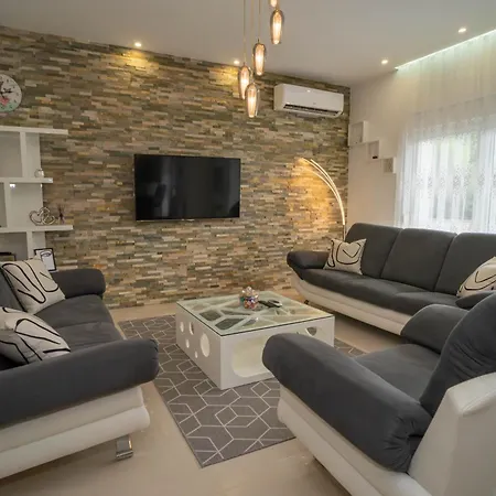 Apartman Nora Imotski Makarska Exterior foto